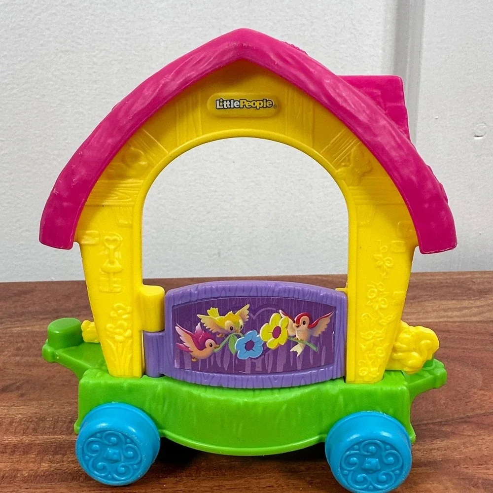 Fisher Price Little‎ People Toy Wagon Carriage Playset Kids Toddler Toy